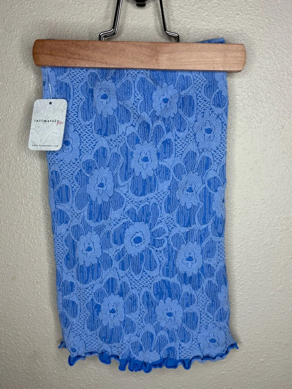 Intimately Free People Blue Floral Textured Seamless Bodycon Skirt — M/L — NWT —